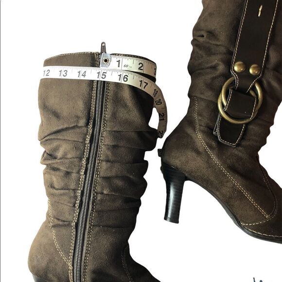 Predictions brown Suede boots. Size 6 1/2 - Picture 7 of 8